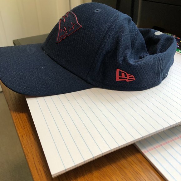 New Era Patriots Team Color Training Camp 39THIRTY Flex Hat L/XL - MINT! - Picture 3 of 6